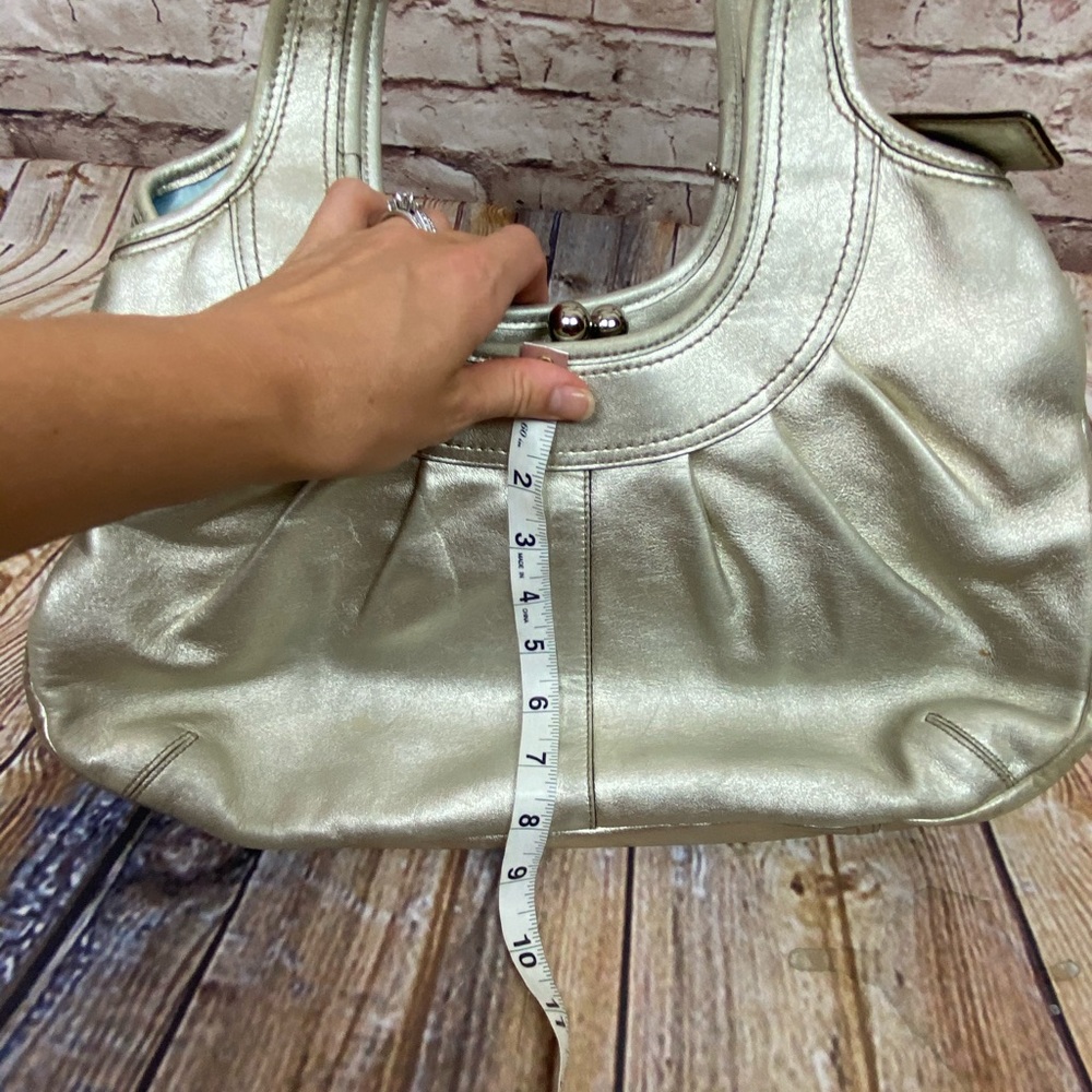 FINAL SALE‼️ Coach ergo gold Metallic leather bag - Picture 9 of 12
